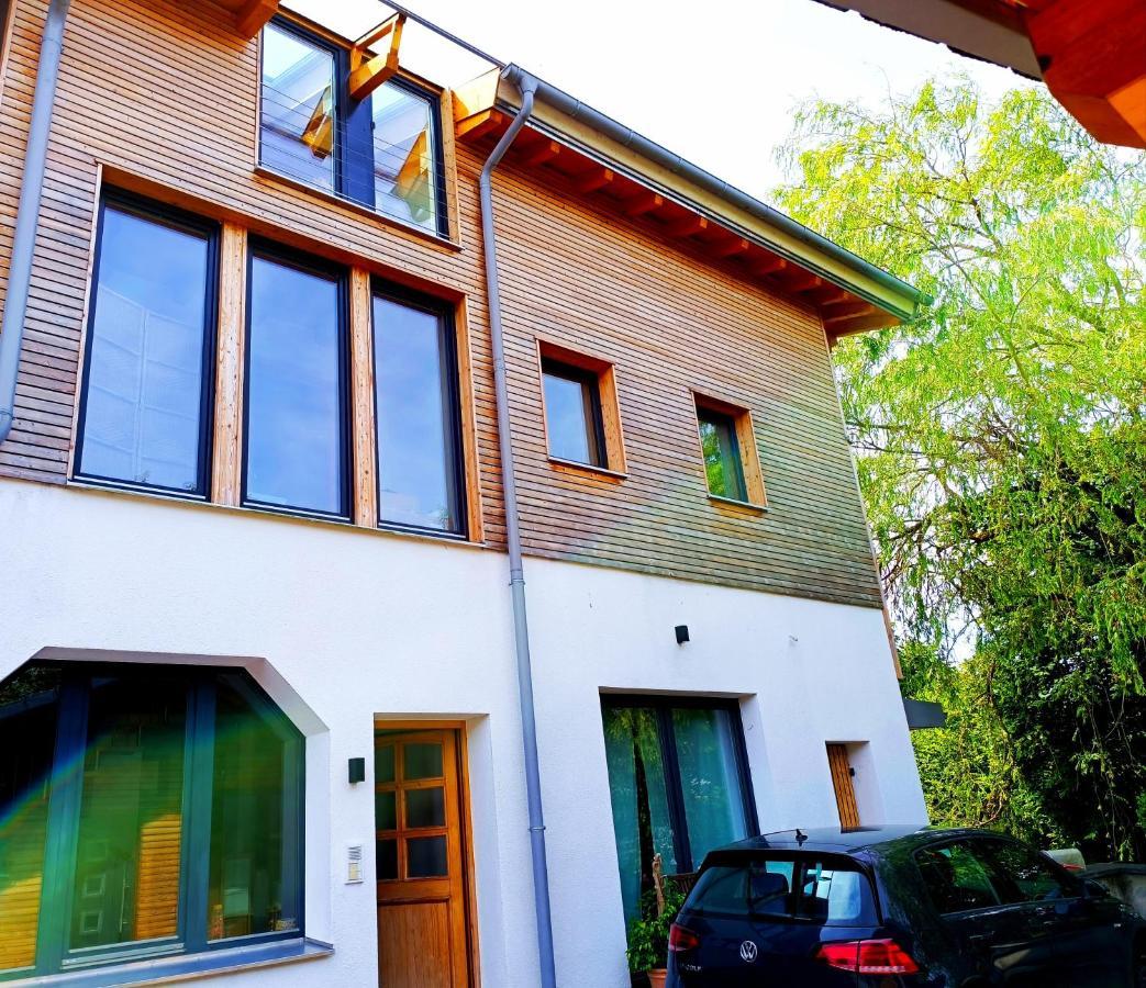 Apartment Unterm Dach Mit Kleinem Seeblick Münsing Exteriör bild